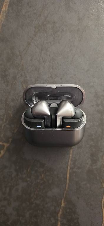 Cuffie: Samsung Galaxy Buds 3 Pro  – Usato da Meyrin venduto da April73 2
