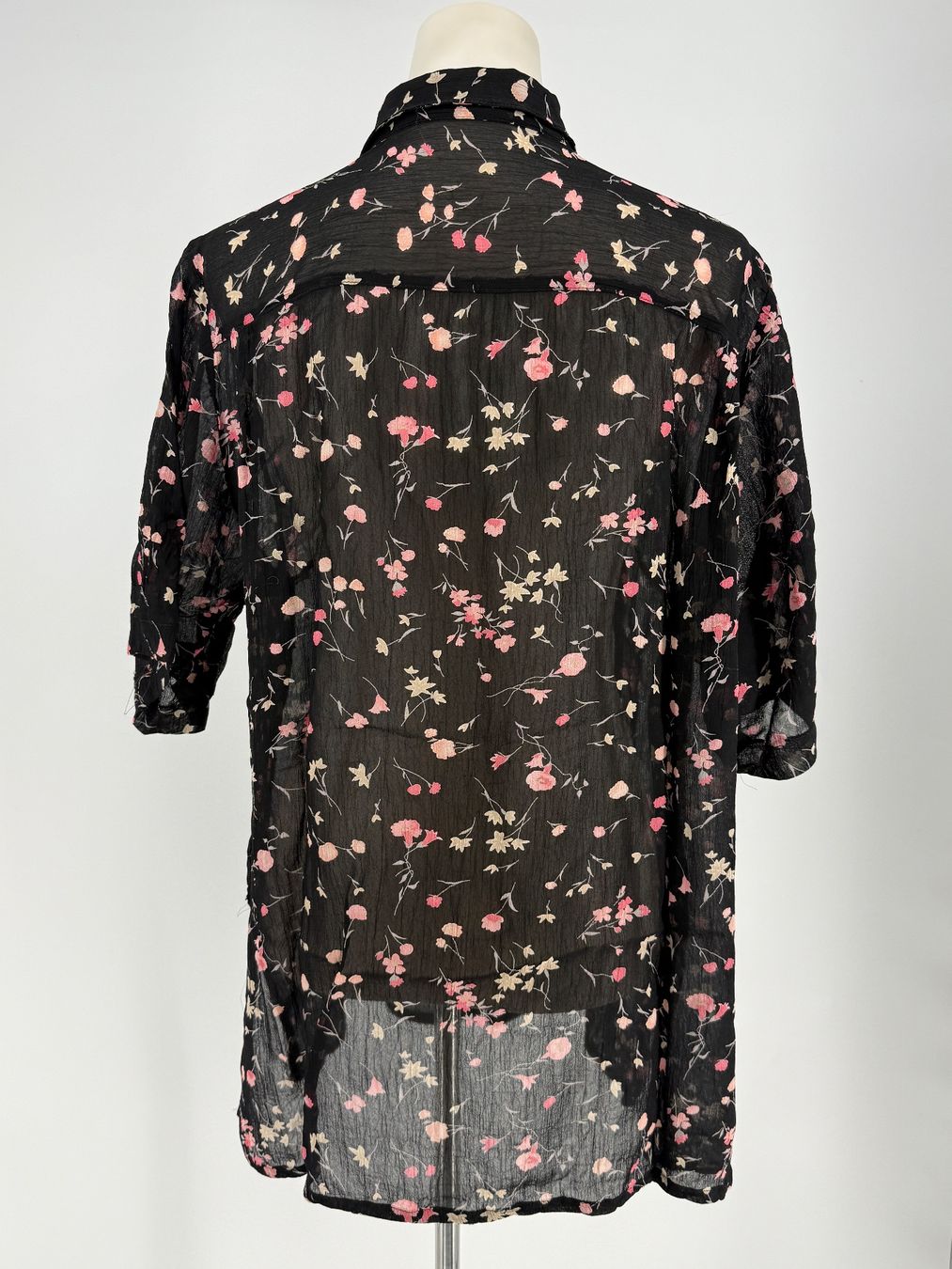 Camicette: Bluse mit Blumenmuster Gr. 48 von di Rundi – Usato da Auenstein venduto da moin. 3