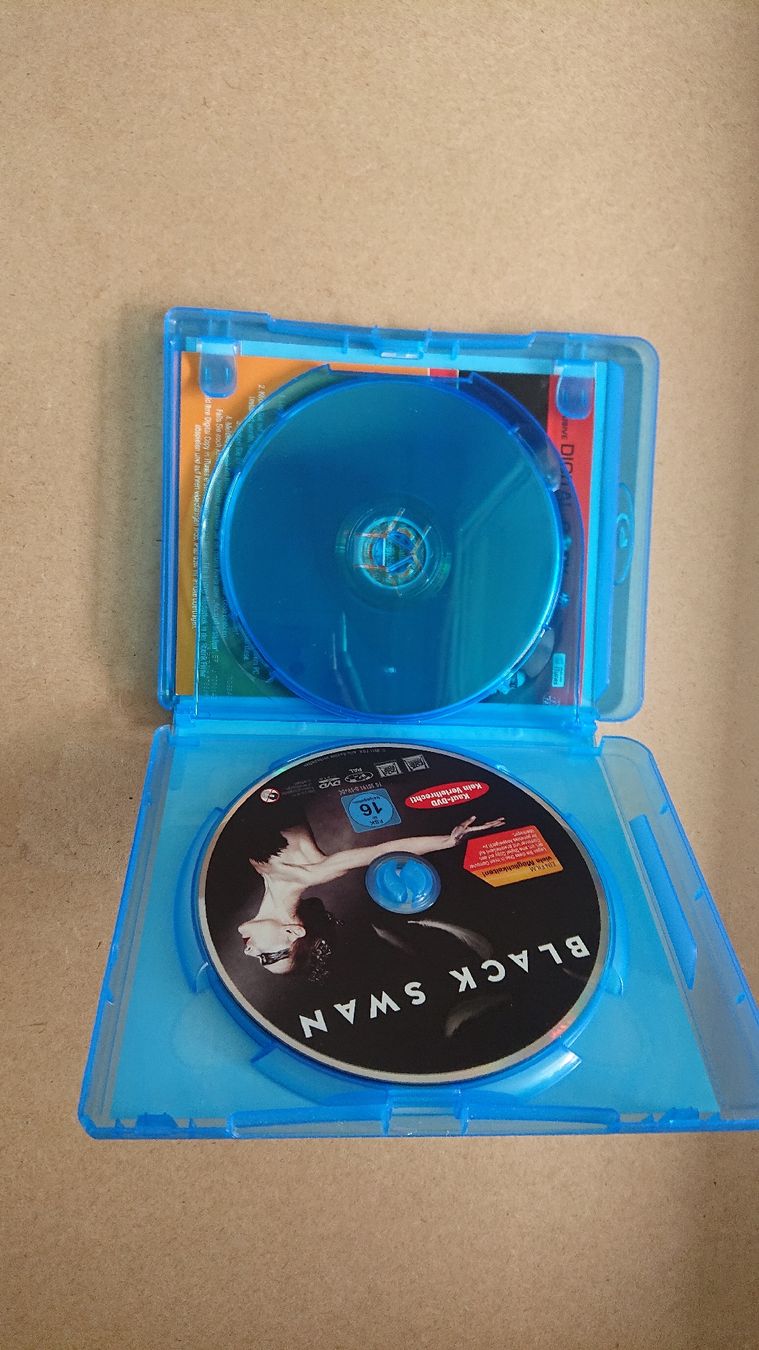 Tutti i DVDs: Black Swan - Blu-Ray - – Usato da Chur venduto da FreakofRarity 3