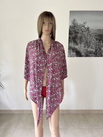Floral Print Cover-Up - Perfect for Summer Fun! NEW 49