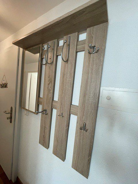 Guardaroba: Wandgarderobe – Usato da Baeretswil venduto da Encoje 1