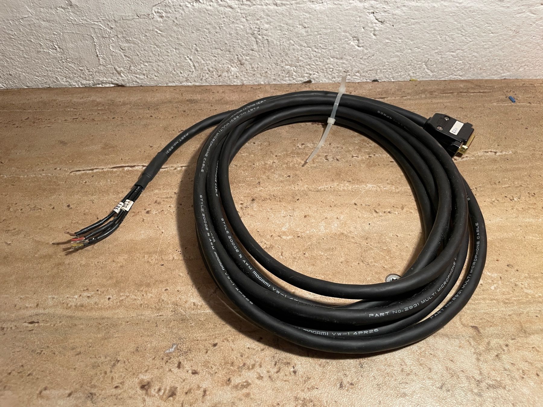 Cavi: DA15 MultiCore Kabel – Usato da Ehrendingen venduto da Cyrilf99