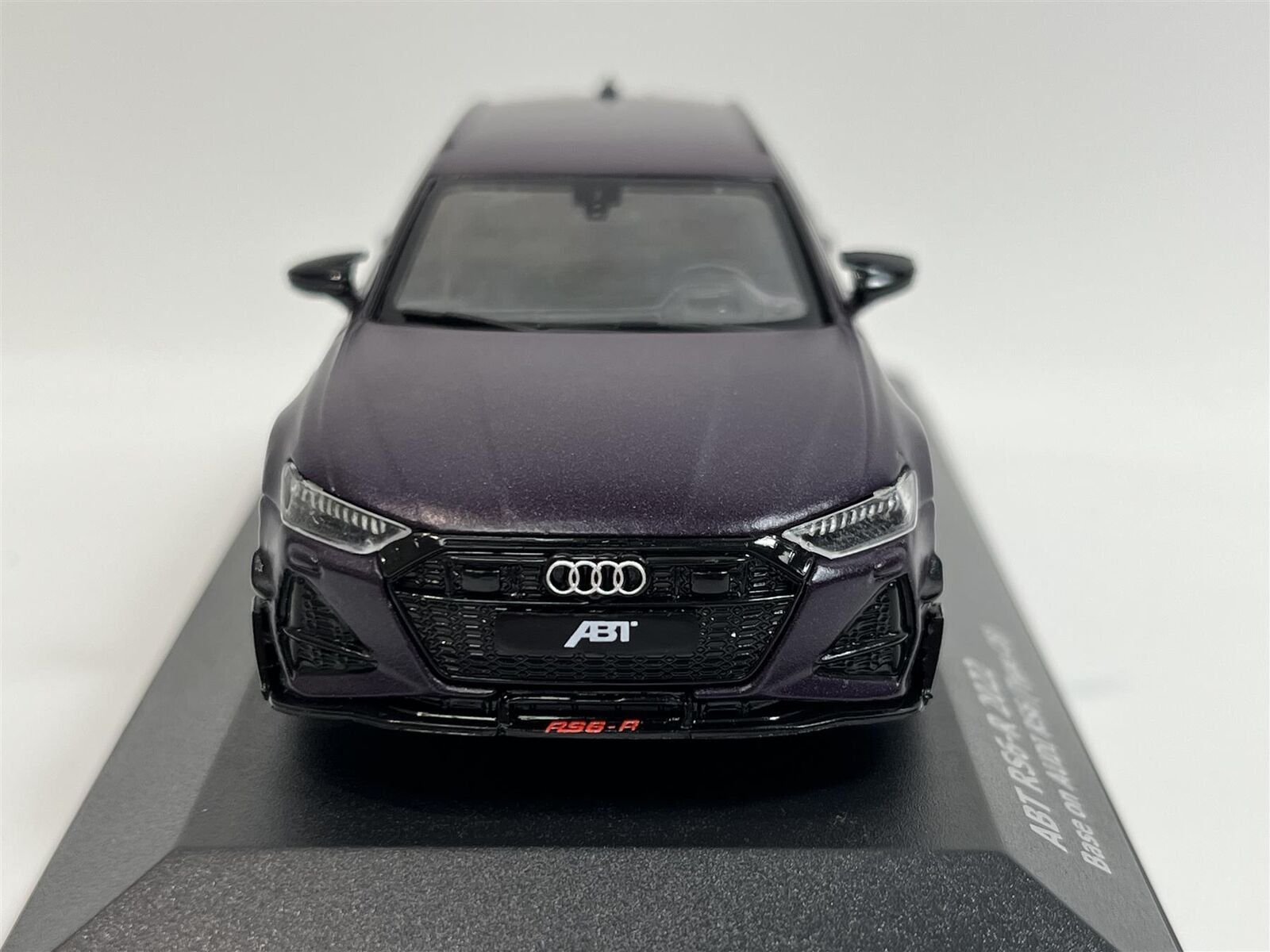 Audi Modellini d'auto: ABT Audi RS6-R (2022) – Nuovo e nell'imballaggio originale da Flawil venduto da Imperiosud 2