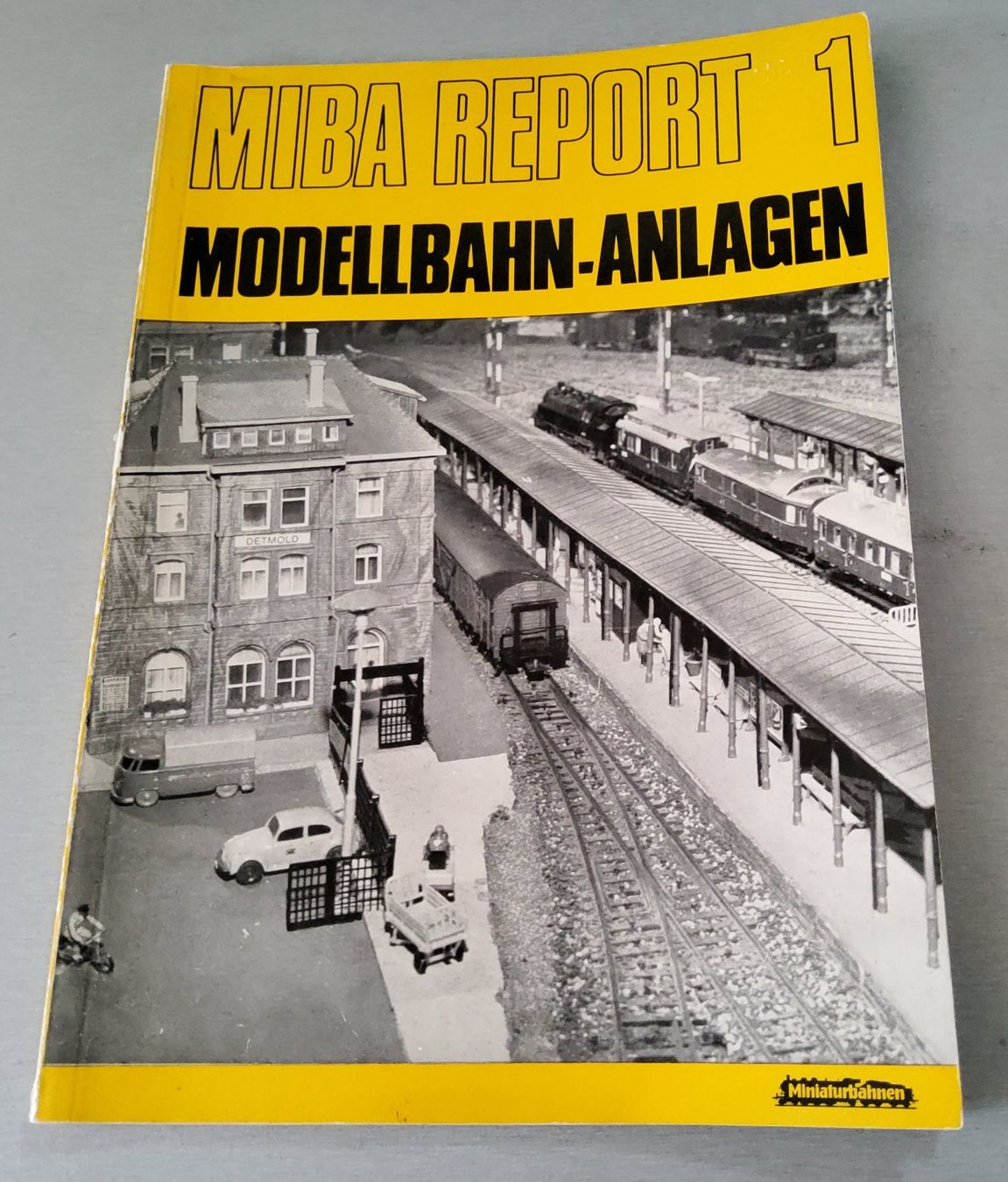 Livres: 3 Bücher MIBA REPORT – D'occasion à Grüningen par VENOM59