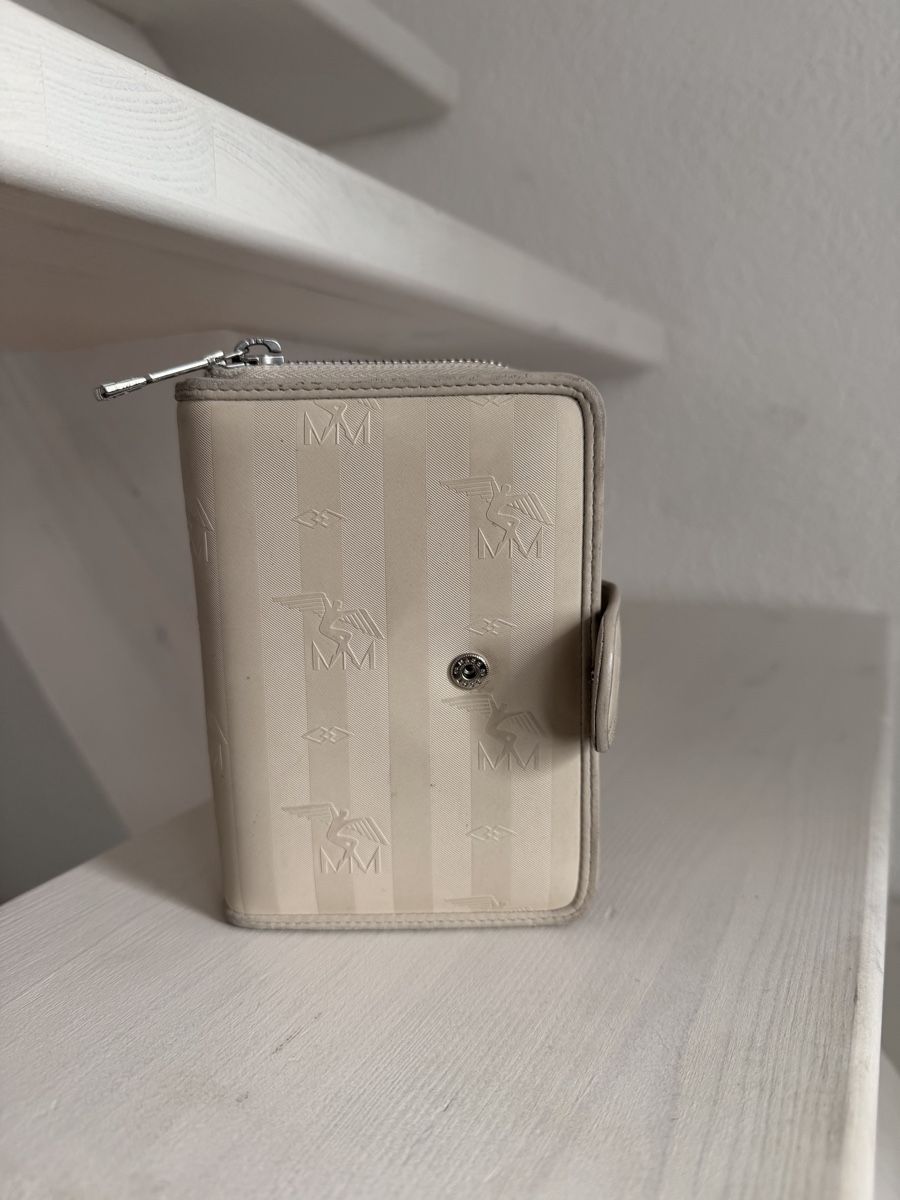 Maison Mollerus Portemonnaie: Geldbörse Mollerus pearl / silber – Gebraucht aus Lengnau BE von Engeli 1