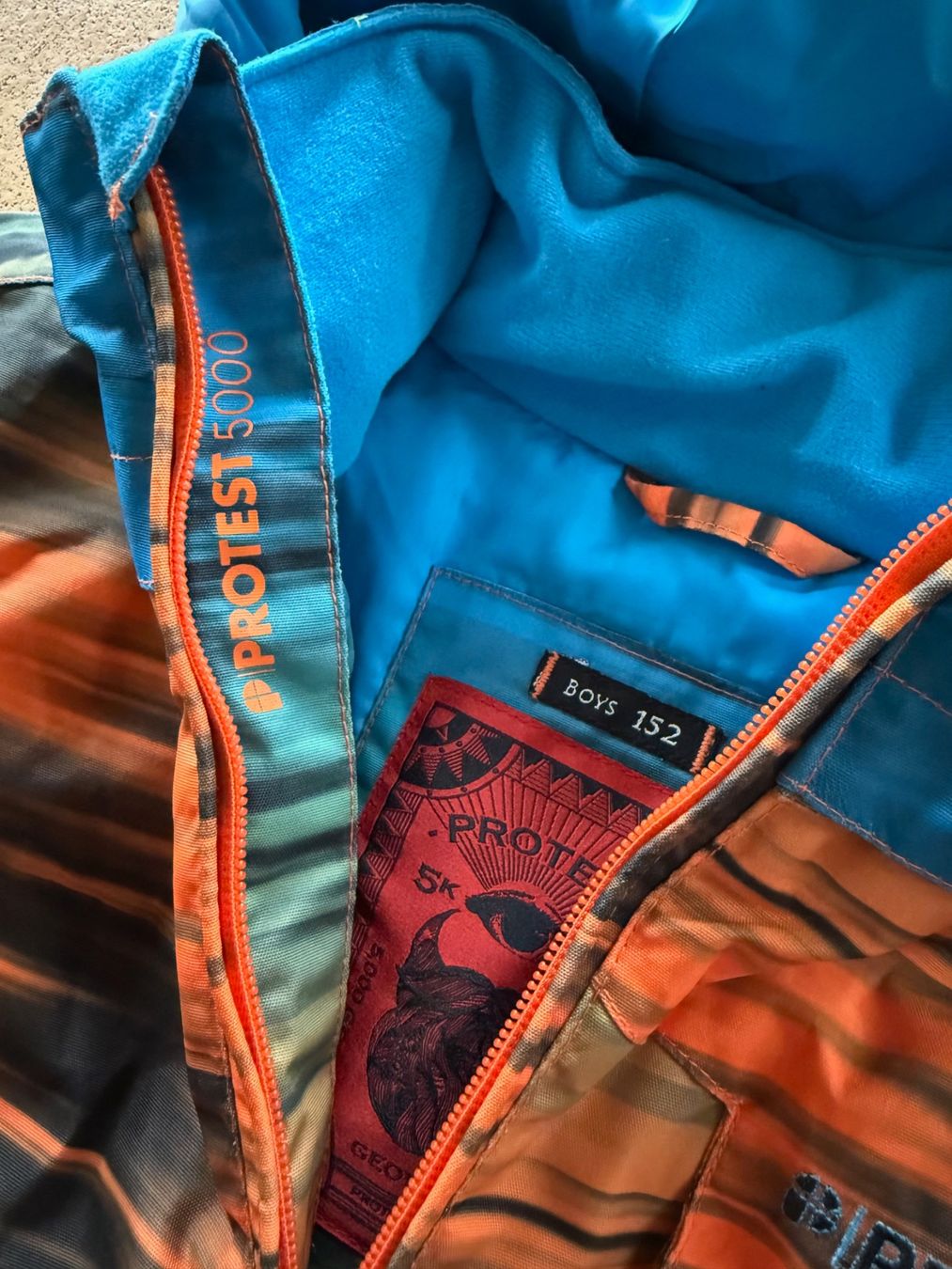 Protest Giacche & Cappotti: Veste de ski ado Protest 5000, taille 152 – Usato da St-Gingolph venduto da GoldenKeys 6