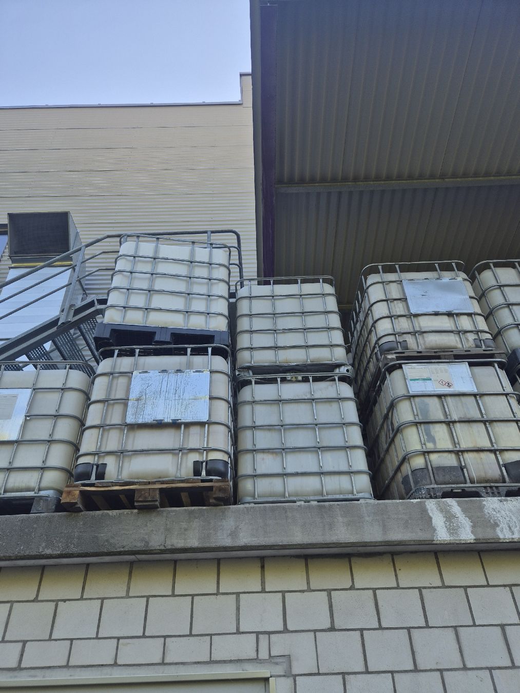 Abreuvoirs & Auges: 10 stk IBC container – D'occasion à Wittinsburg par Luca-765