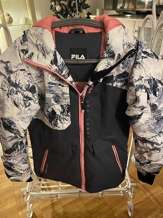 Wie neu-Winter-Skijacke von FILA Gr.152 nur 19.-