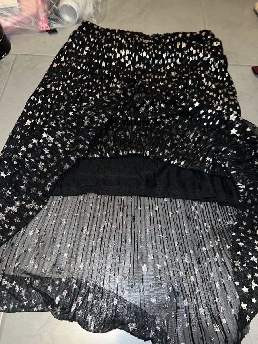H&M Gonne: Rock von h&m Grösse 38 Neu – Nuovo (secondo la descrizione) da Oberentfelden venduto da Dianaaaaaa 1