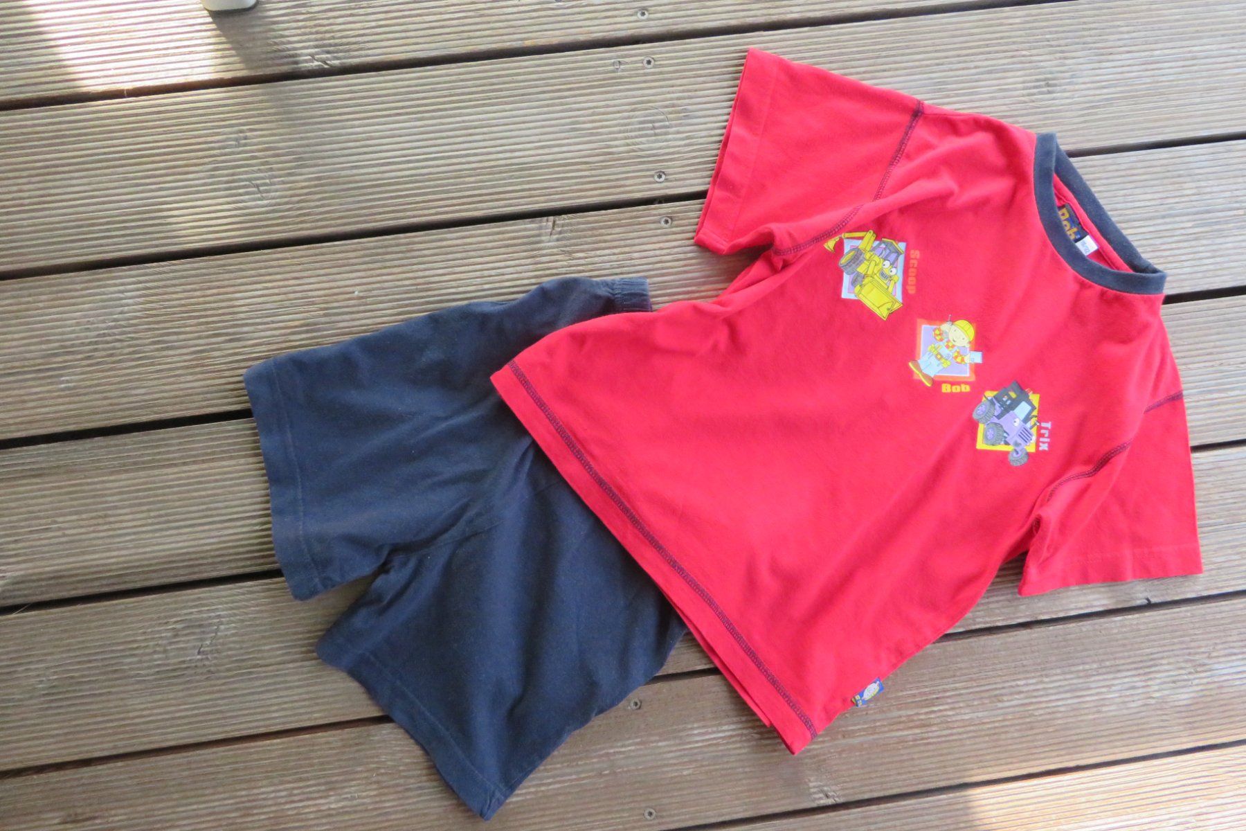 Pigiama & Simili: Pyjama-T'Shirt Bob de Baumaa  Kurzarm Grösse 116 – Usato da Wil ZH venduto da Tamagy