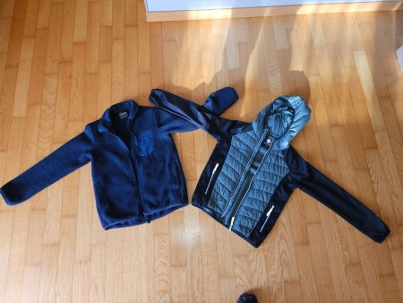 Jack Wolfskin Fleecejacke , und 46 Nord Kids bei Gr.140