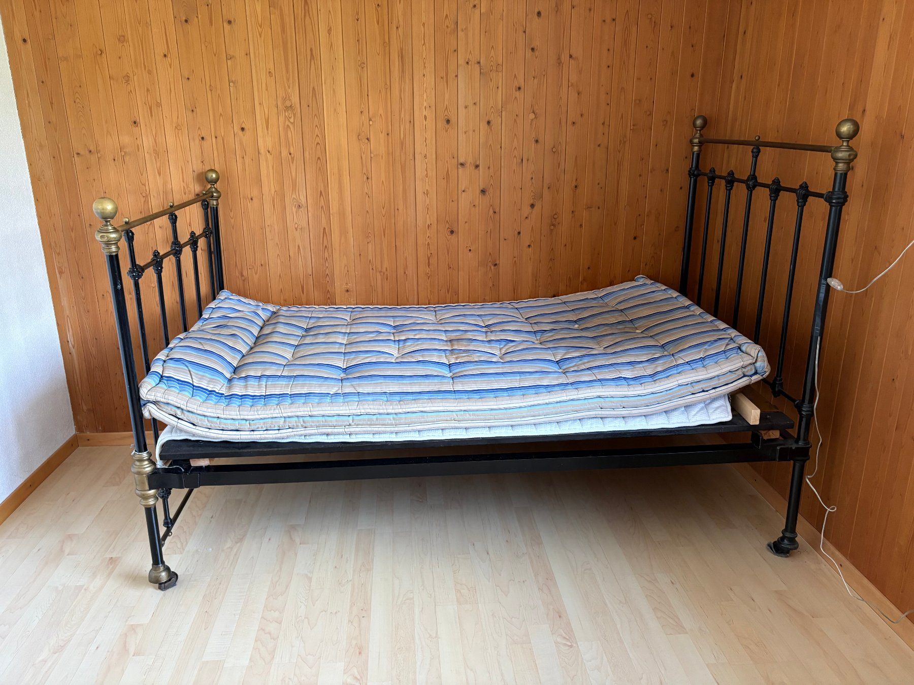 Letti: Bettgestell – Usato da Schachen LU venduto da 13_Snoopy