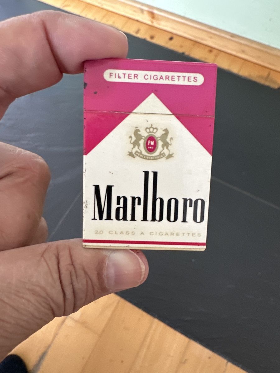 Marlboro Accendini: Accendino “Marlboro” – Usato da Morbio Inferiore venduto da Ecod