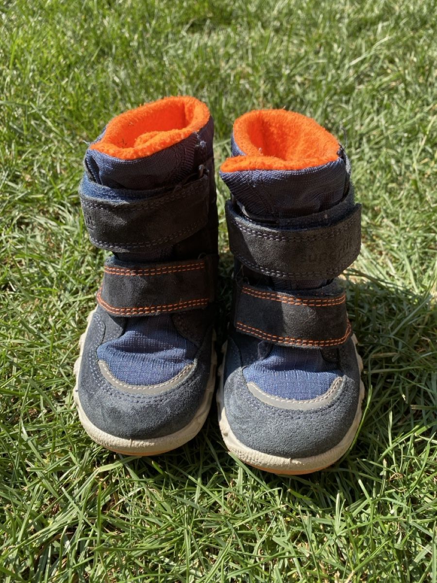 Schuhe für Jungen: Kinder Stiefel Superfit Gore-Tex Grösse 24 – Gebraucht aus Nussbaumen AG von Ruef90
