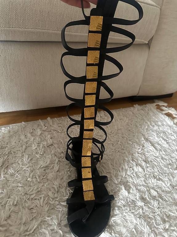 Scarpe da donna: Sandalen schwarz Grösse 39 – Usato da Regensdorf venduto da Sunny290514 1