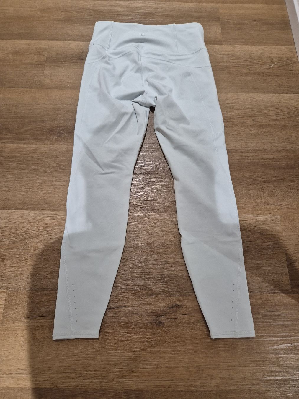 Leggings: Athleta Rainier Tight Leggings – Neu (gemäss Beschreibung) aus Niederhelfenschwil von usa001 1