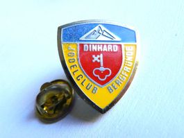 • Jodelclub Bergfründe Dinhard ZH Wappen + Versand pin J1.13