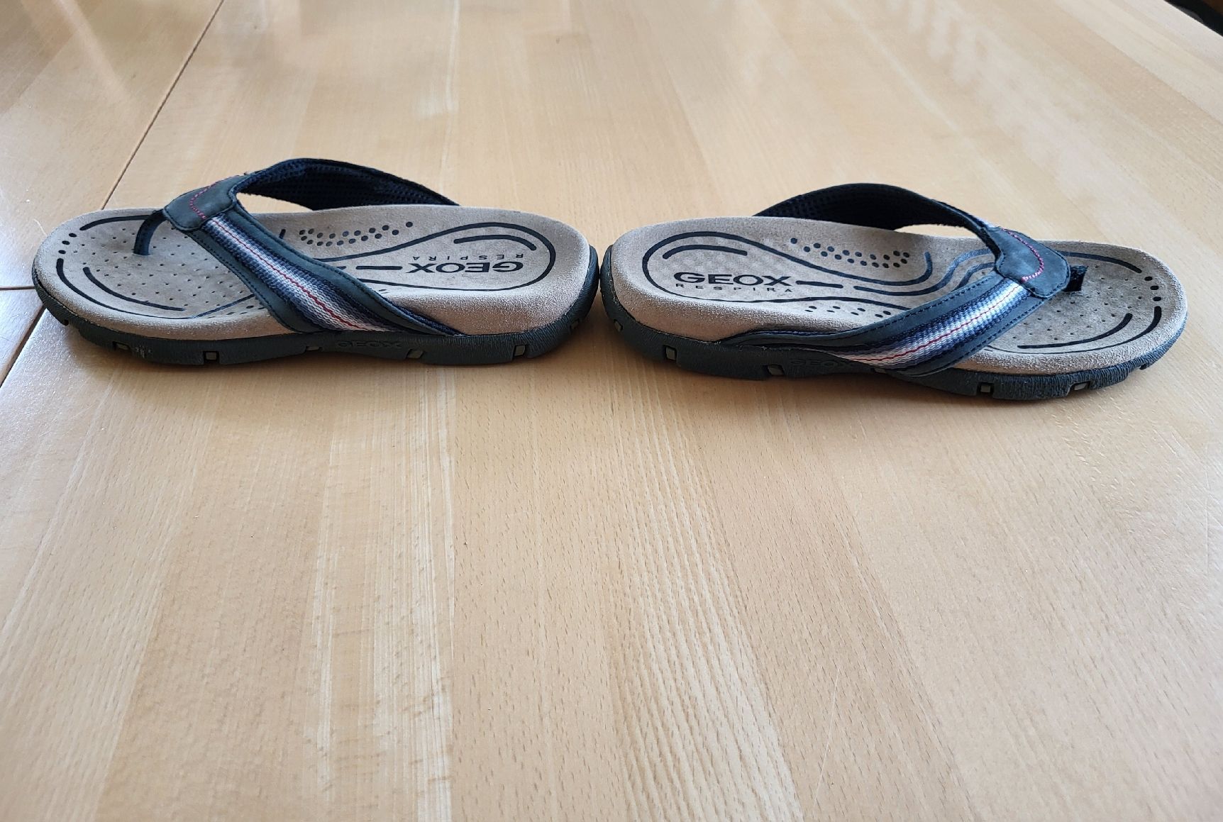Geox Scarpe da uomo: Geox Respira Schlarpen Gr. 40 – Usato da Dürrenäsch venduto da DanaW01 1