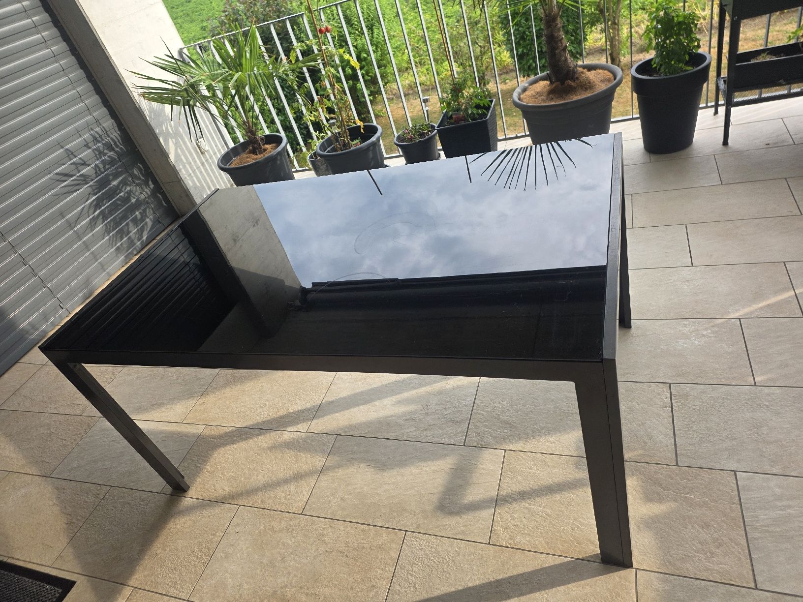 Tavoli: Glastisch schwarz Metallgestell 150 cm gebraucht – Usato da Hunzenschwil venduto da man_965q