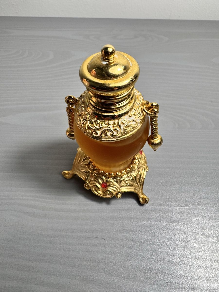 Parfum & Eau de Toilette: Parfumöl – Gebraucht aus Winterthur von thi_6f8k