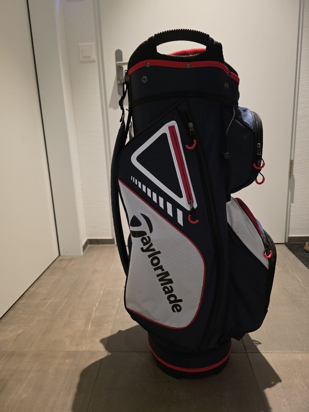 Taylor Made Borse: TaylorMade Cartbag Select Plus – Nuovo (secondo la descrizione) da Sarmenstorf venduto da sebi1975 2