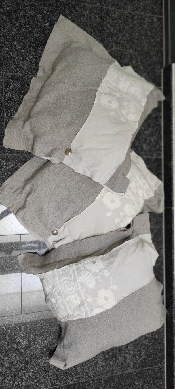 Cuscini: Kissen (3.Set) – Usato da Zug venduto da vik_8fdf 4