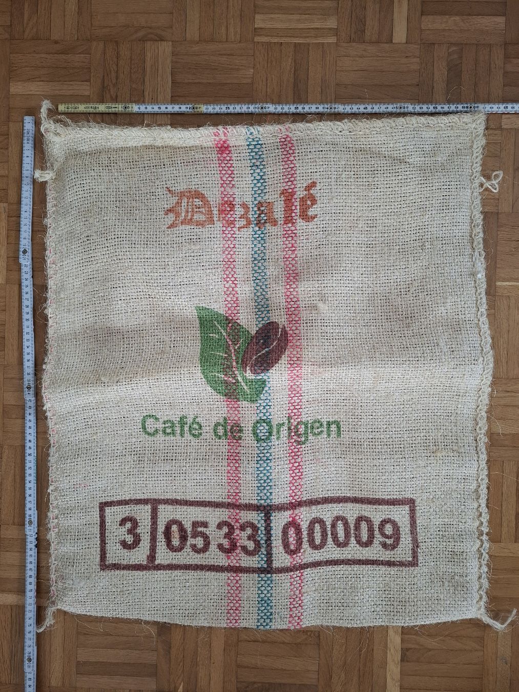 Tutte le decorazioni: Sac à café en jute, propre et sans odeur – Usato da Moutier venduto da Carambaaa 1