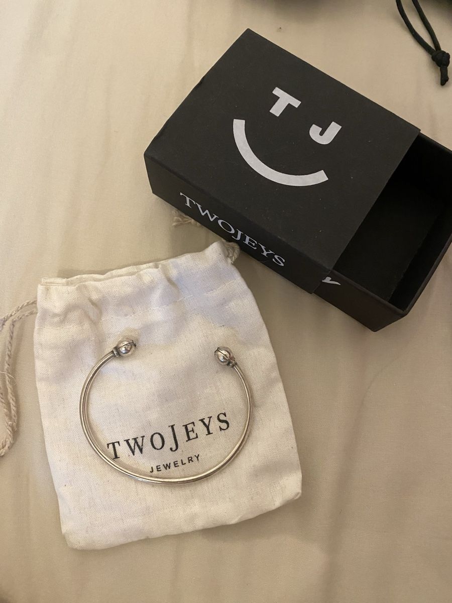 Bracciali & Braccialetti: Two Jeys Bracelet Cuff – Nuovo e nell'imballaggio originale da Zürich venduto da SunnySeller