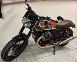 MOTO GUZZI V7 Racer 750, * 35 KW * mit viel Zubehör!