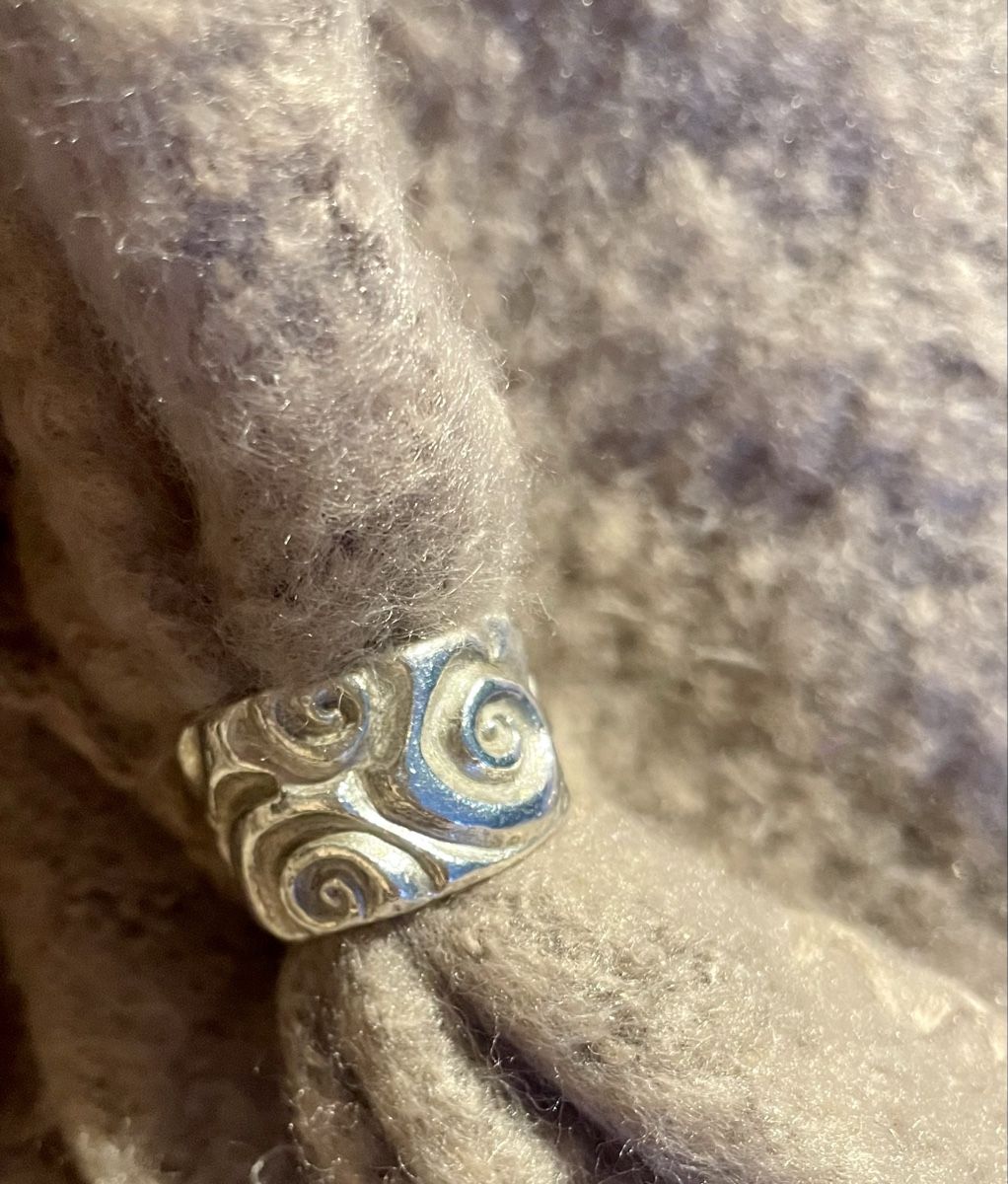 Ringe: Wunderschöner massiver handgefertigter Silberring, Unikat – Gebraucht aus Zürich von Caracol1998 1