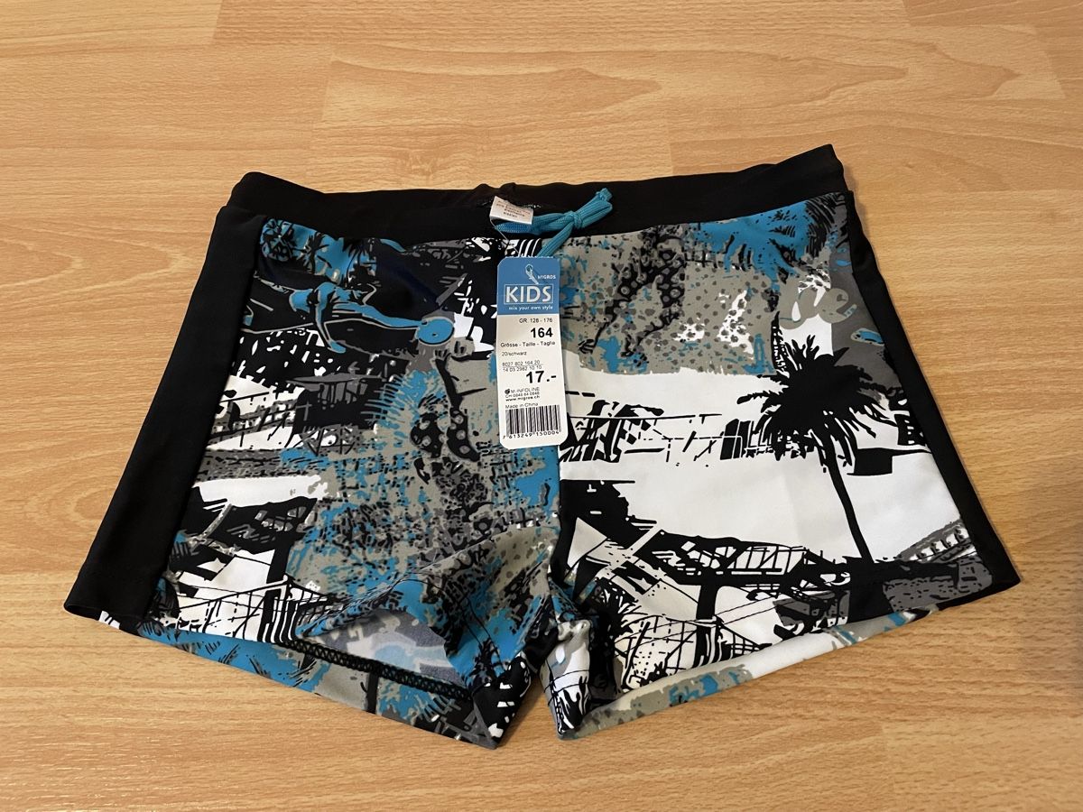 Costumi da bagno: Neue  Badeshorts Gr.164 – Nuovo e nell'imballaggio originale da Chur venduto da Tsambiko 2