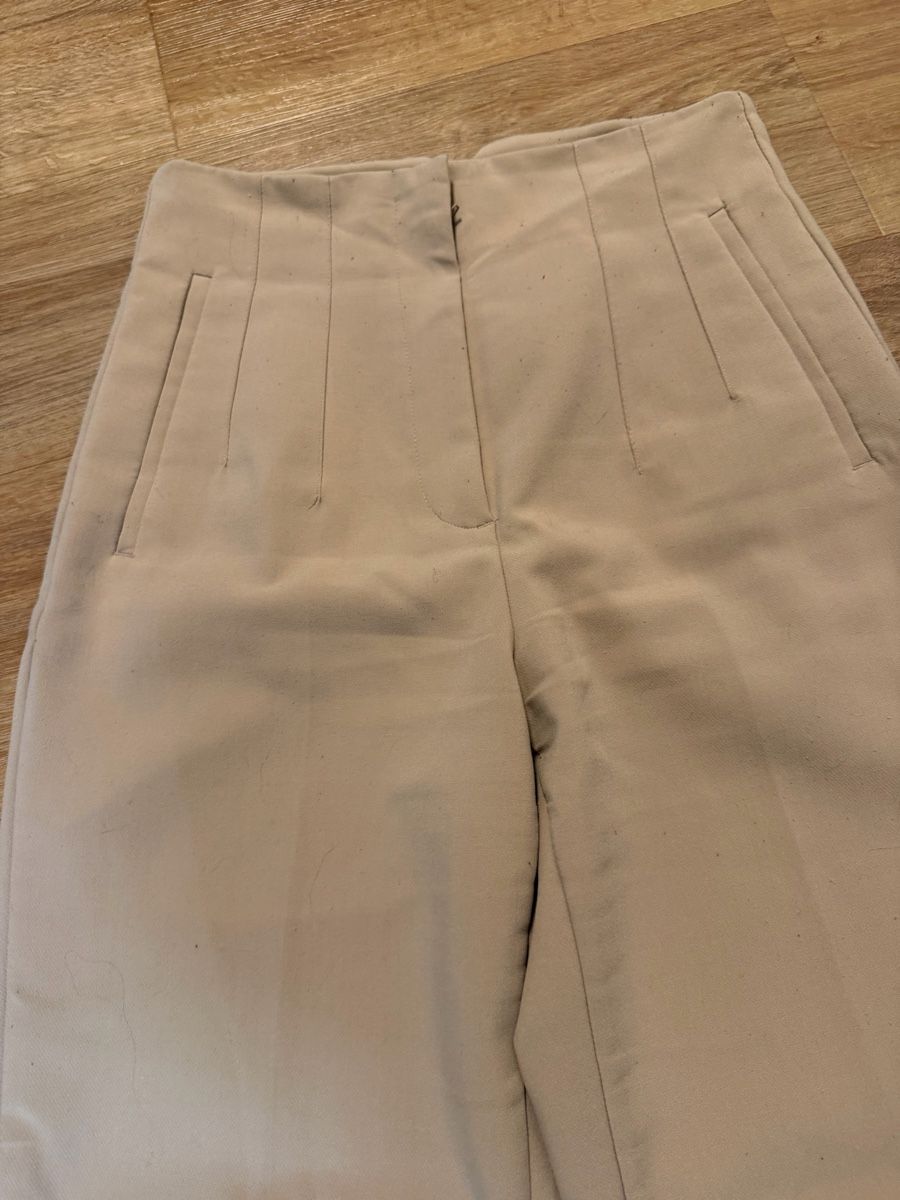 Zara Pantaloni: Zara High-Waist Stoffhosen in Beige Gr S – Usato da Bassersdorf venduto da Sandy456 3