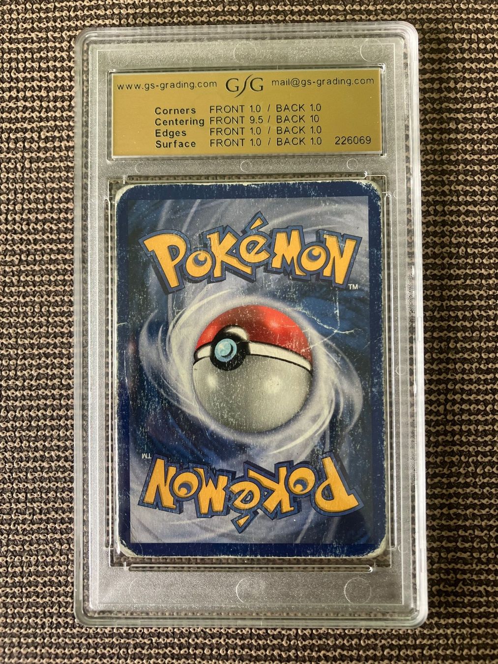 Pokémon Sammelbilder & Trading cards: Glurak Holo 1. Edition 4/102 Base Set GSG 1.0 – Gebraucht aus St. Gallen von ti_7knv 1