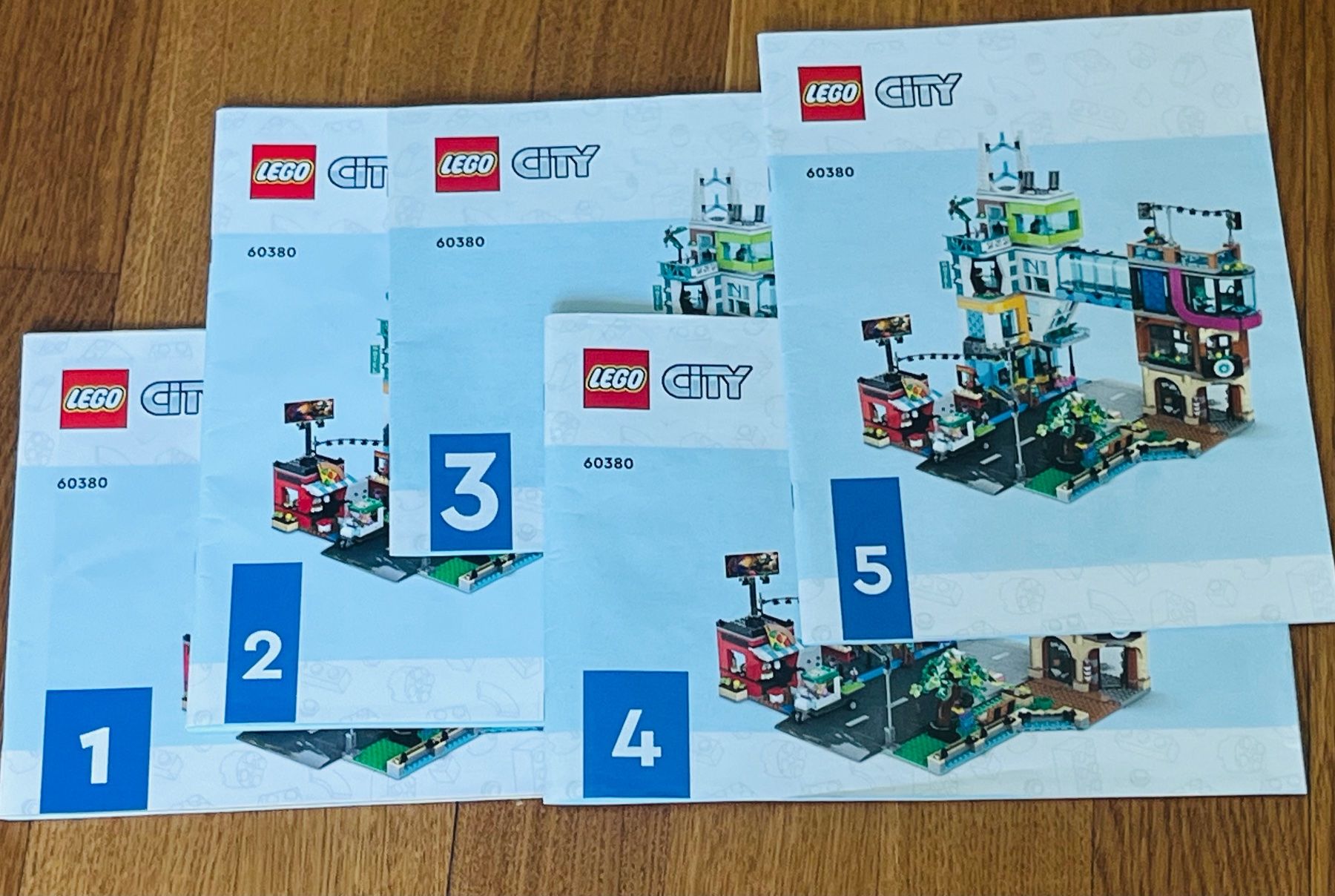 Lego Jouets: Lego City Stadtzentrum 60380 – D'occasion à Luzern par Baba065 6