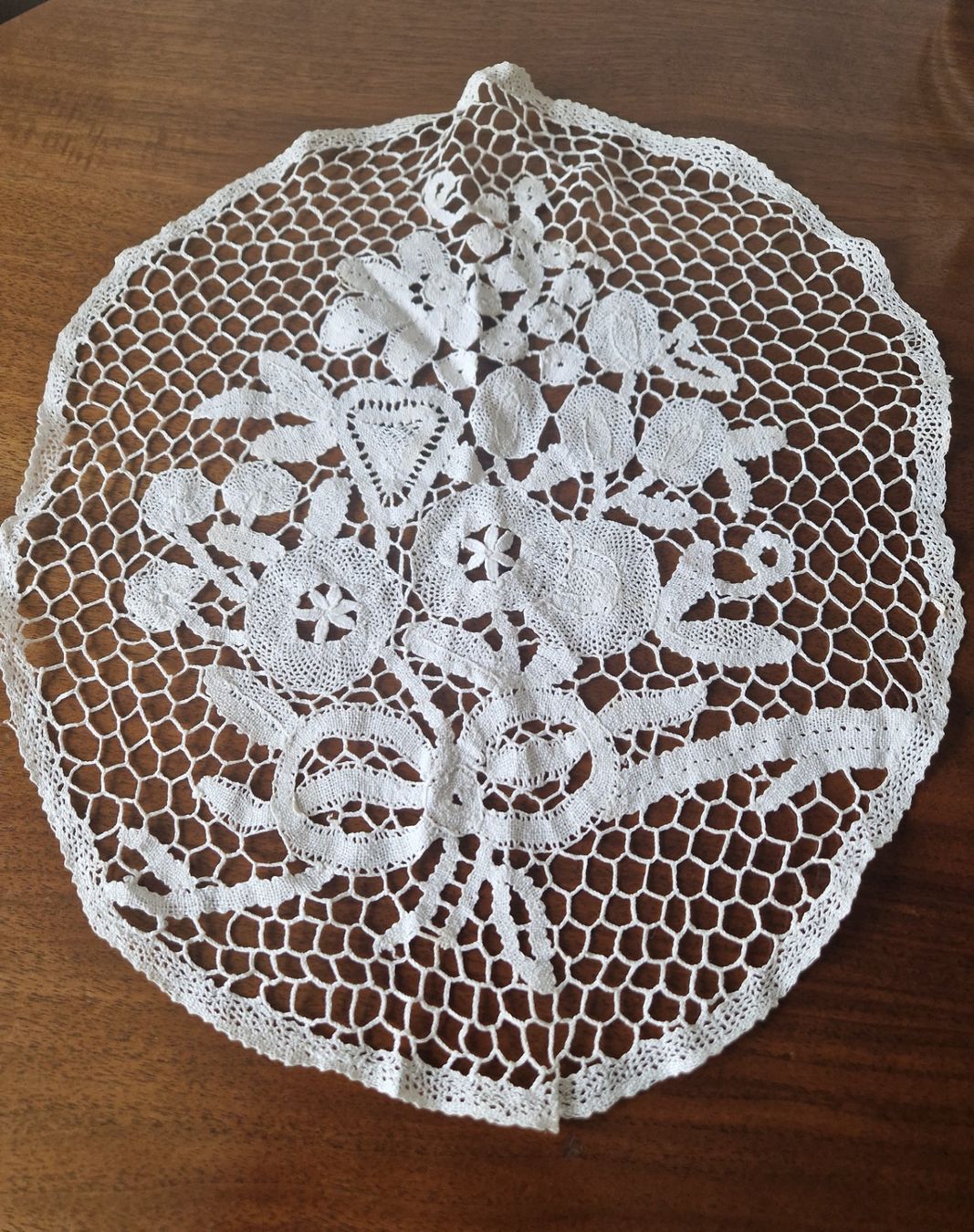 Altra biancheria da tavola: Klöppelspitze Deckeli 36x30cm – Usato da Bern venduto da Antikbatik 6