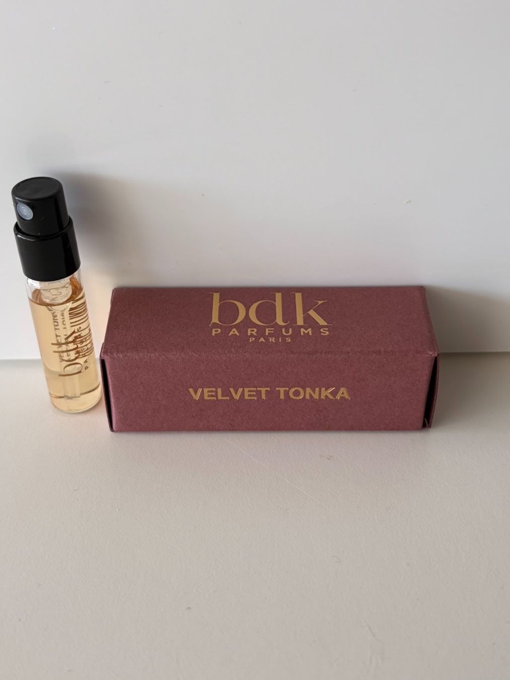 Parfum & Eau de Toilette: BDK Parfums Velvet Tonka 2ml Sample – Neu und originalverpackt aus Schlieren von con_hdp9