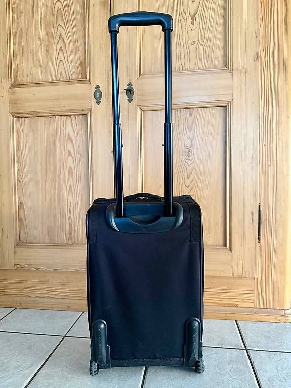 Valigie: Rollkoffer N46 (Handgepäck) – Usato da Thun venduto da CH_Rooster 1