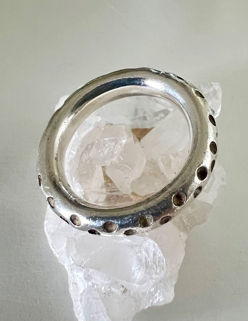 Anelli: Handgefertigt Eternity-Bandring Silber 925 Durchbruchmuster – Usato da Ruswil venduto da artbyhand 4
