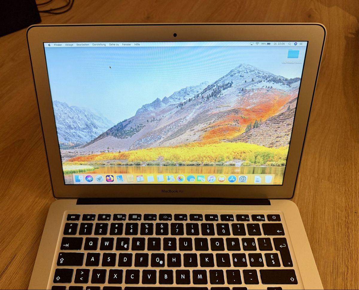 Apple Notebook: MacBook Air 13" mid 2011 / TOP Zustand – Usato da Egliswil venduto da HolgerHermann 1