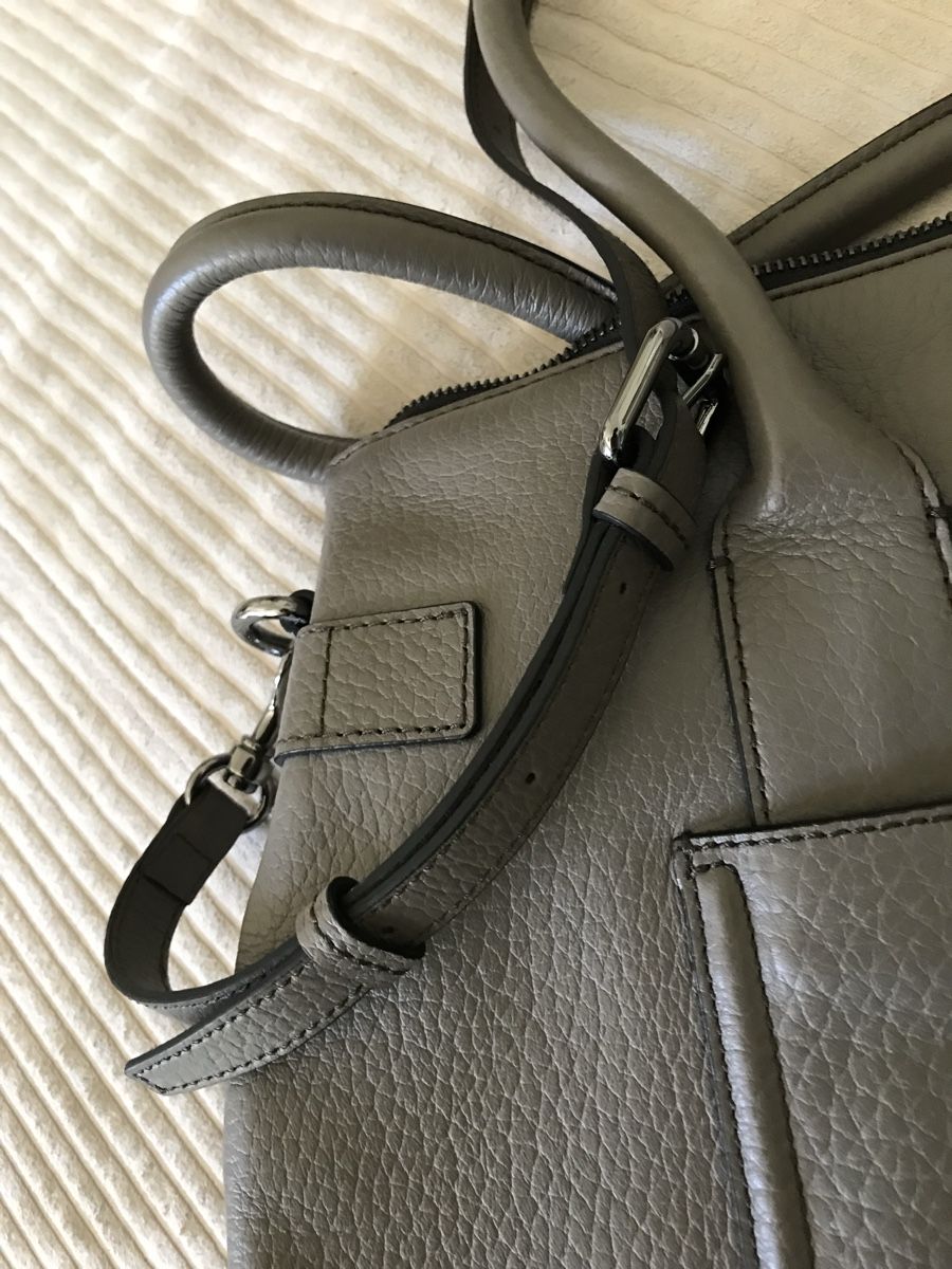 Bree Sacs femmes: Bree Leder Handtasche – Neuf (Voir description) à Olten par juliansaibene 2
