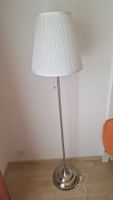 Stehlampe weiss Stoffschirm Metall gut erhalten, Höhe 155cm