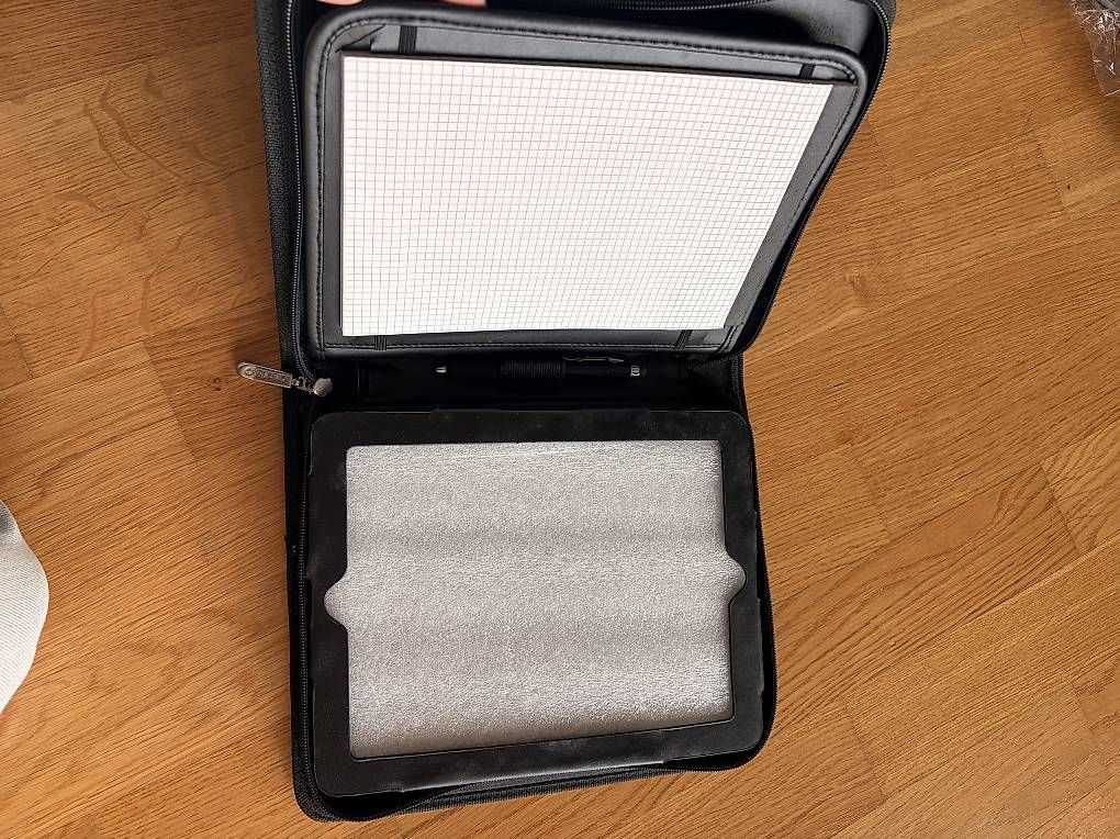 Valigie & Borse: Lederhülle Bürosachen & Tablet – Usato da Schlieren venduto da fio_7ltb 2