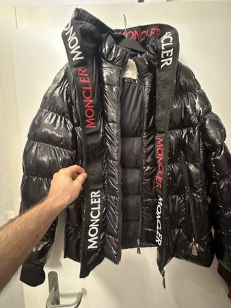 Moncler Jacke xl