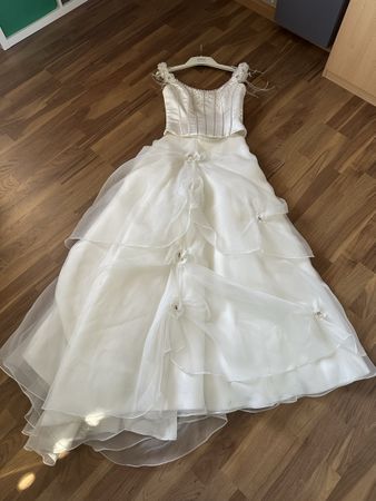Brautkleid Lohrengel weiss Grösse 36 guter Zustand