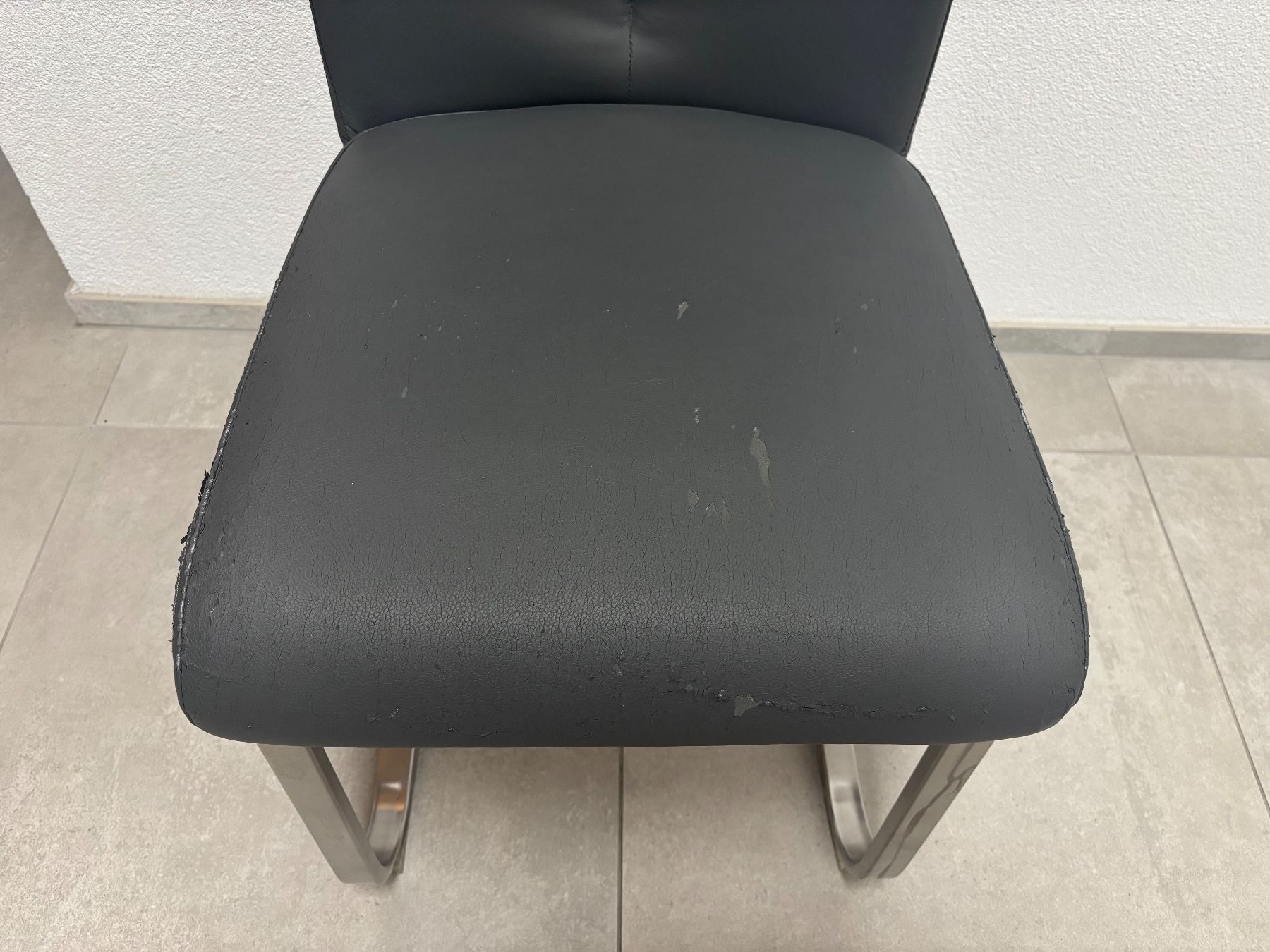 Sedie: Schwingstühle mit Kunstleder – Usato da Safnern venduto da fab_j9gf 1