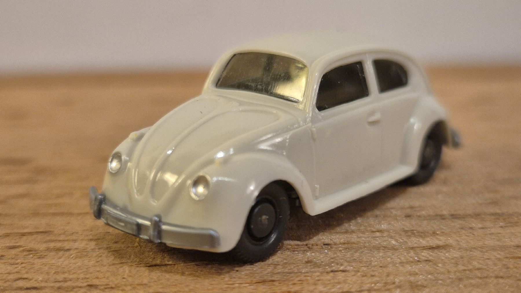 Wiking Modellautos: VW Käfer Typ 5 von Wiking in perlweiss – Gebraucht aus Uznach von Katinka83 1