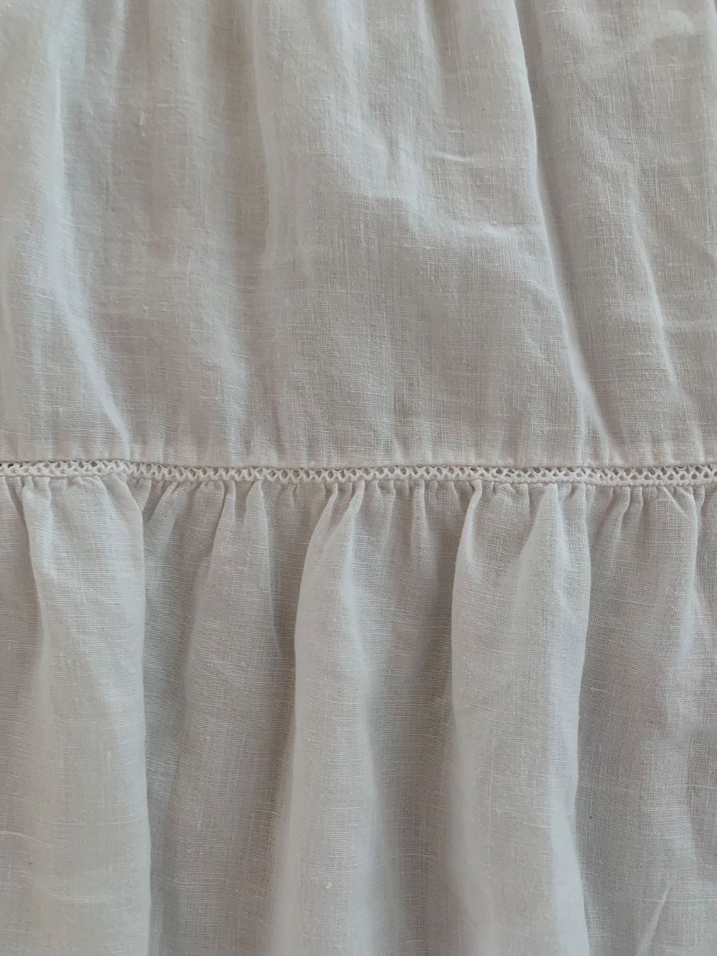 Vestiti: weites Tunika-Leinenkleid, weiss, Gr. 38 – Usato da Wiesendangen venduto da Babalegi 5
