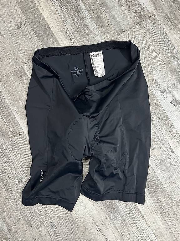 Hosen: Velohose Pearl Izumi schwarz – Gebraucht aus Schaffhausen von nicola.wo