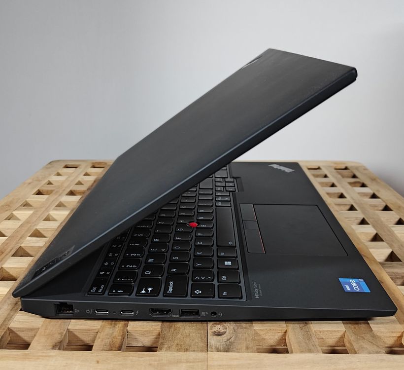 Lenovo P16s Gen 1 3