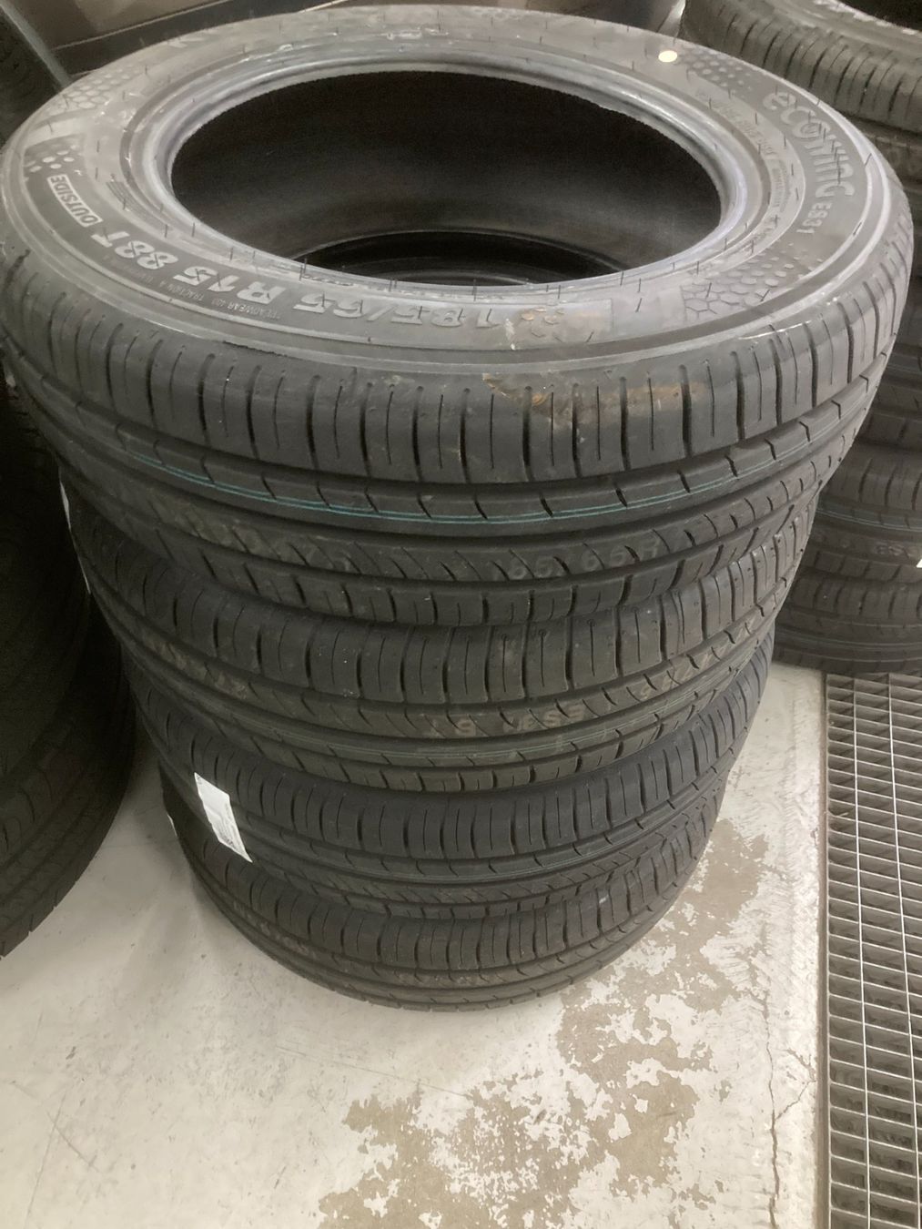 Pneumatici & Ruote complete: 185/65R15 Sommerpneu – Nuovo e nell'imballaggio originale da Cham venduto da WB2223